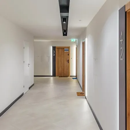 Prywatne W Obiekcie Ustronie Apartments, Sun & Snow דירה אוסטרוני מורסקי