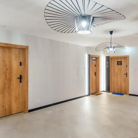 Prywatne W Obiekcie Ustronie Apartments, Sun & Snow דירה *